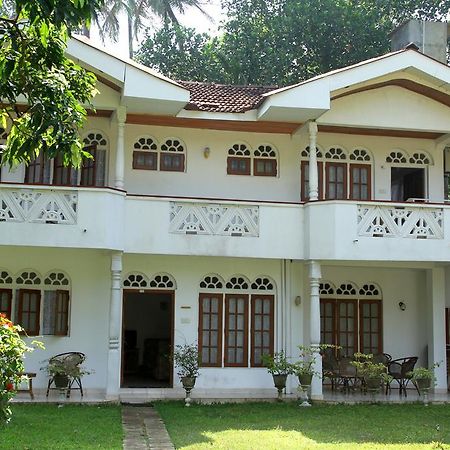 Gudsmith Home Negombo Extérieur photo